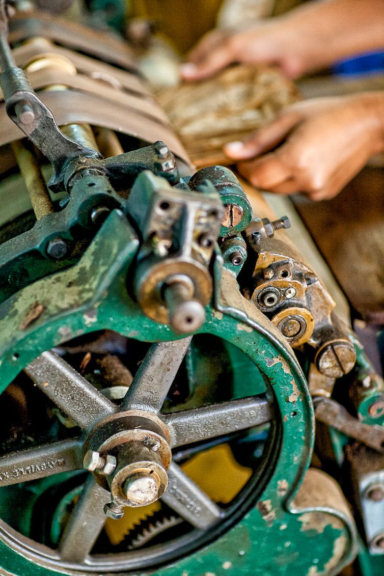 Cigar Photography - A Journey From Cultivated Seed To Distinguished Smoke - Sorting, Blending, & Rolling - Dominican Republic - Palm Island Creative