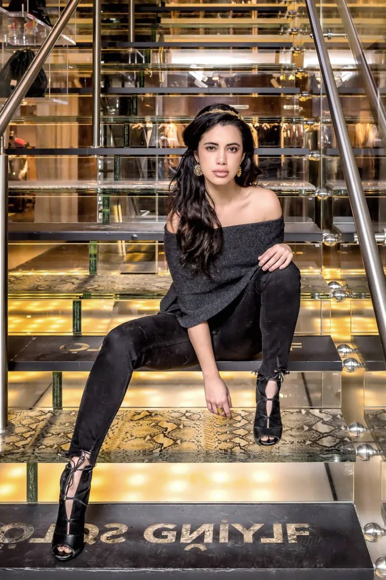 Visual Content - Fashion Photography - Case Studies - Artisanal Design Shaped by Modern Luxury - Ellen Hunter NYC - Palm Island Creative