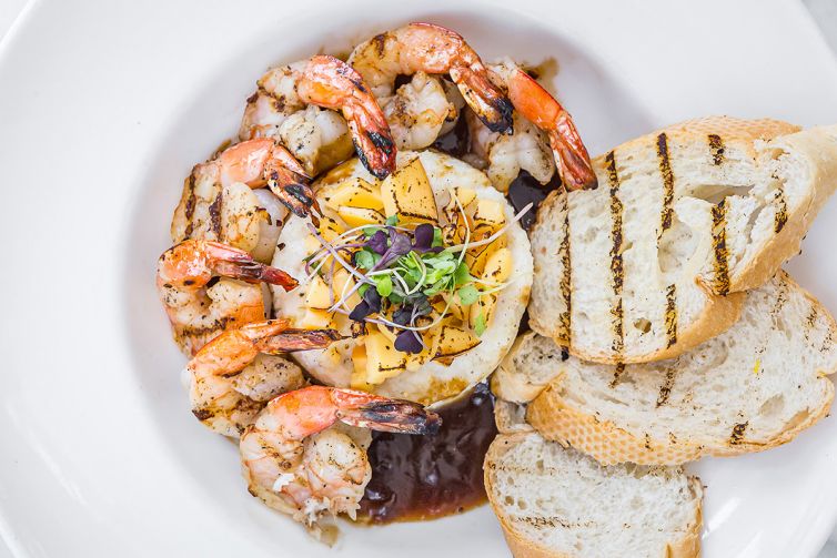 Food & Restaurant Photography - Creating A Restaurant Experience That Stirs Desire - Palm Island Creative